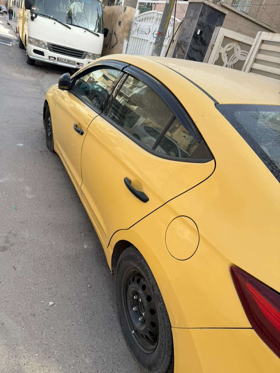 لانتره 18
وارد امريكي محرك 2000 دوشمه  كشنات وارضيه

سعر 123ورقه
***********
