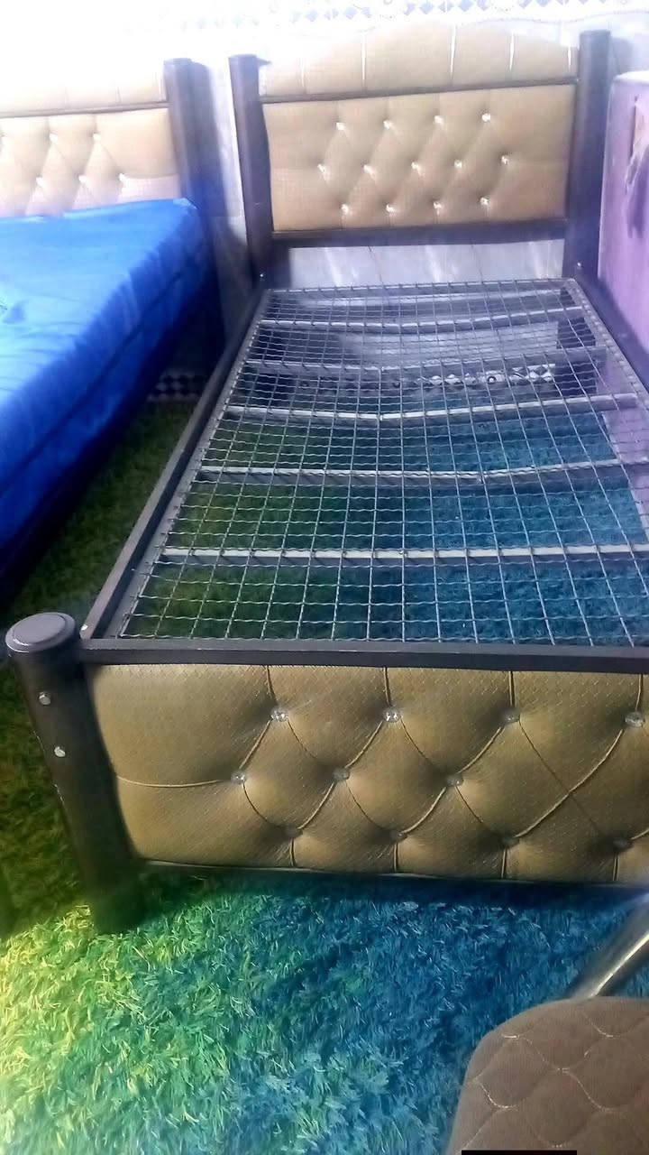 غراض للبيع 
كنتور 2 بيبان ب250 وبي مجال 
كنتور خمس ابواب 400 وبي مجال 
معرض 50 
بوفيه 100 وبي مجال 
جربايه 50 وبي مجال


**إذا كنت صاحب هذا الإعلان وتريد حذفه لأي سبب، رجاءا أرسل رسالة إلى الدعم الفني**