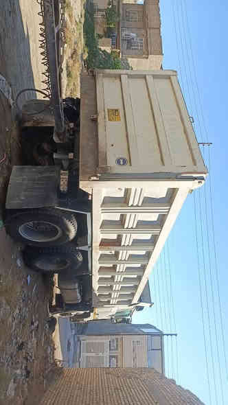 فالفو موديل 92قاطره ومقطوره جاهزه بشغل مربوطه قاطره ومقطوره ٣لوحات رقم بغداد الماني سنويه 2028شاصي بلاد طويله محرك وبم ونوزل مجفت جديد بعده على سحك كير ٣×٣ مجموعه بايجر تحويل مباشر ماكو وكاله
تخم تاير راس وعربانه سياره ما بيهه يي نقص سعر 325 مكاني بغداد سبع البور ***********
***********
