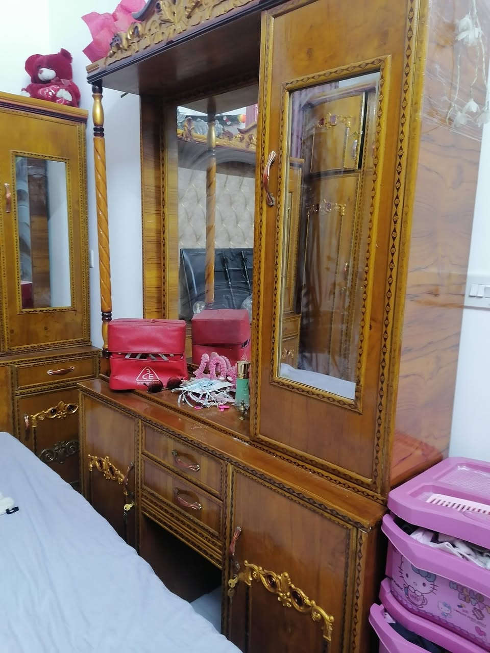 سلام عليكم غرفه نوم نظيف صار يومين من اخذته سبب البيع صغر حجم الغرفه   سعره مليون و400 الف الغرفه علاكه ملابس يكون  كنتور بابين ومسرح وميز تواليت  مابيه اي ضرر  وكراسي أطفال للسياره لحد عمر 6 سنوات الكراسي على 45 ثنينهن وخيوط كليم الوانه مثل الصوره سعر القطعه الفين ارخص من السوك للتواصل على الخاص


**إذا كنت صاحب هذا الإعلان وتريد حذفه لأي سبب، رجاءا أرسل رسالة إلى الدعم الفني**