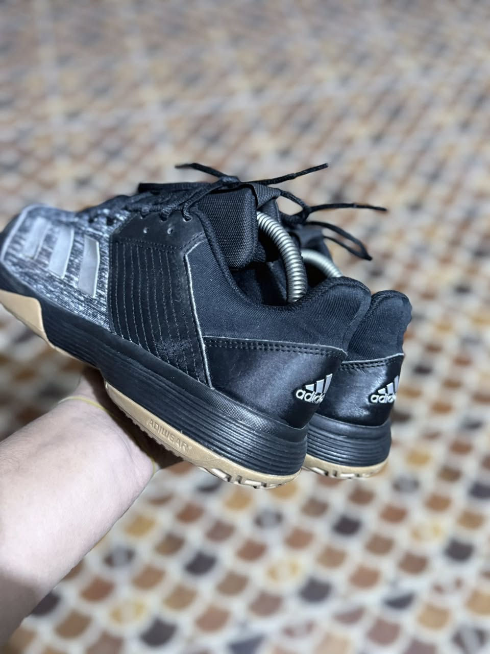 اديداس
قياس 44
طول القدم 28
نضافه فول اسم ملبوس
سعره 35 قفل قفل
يوجد توصيل


**إذا كنت صاحب هذا الإعلان وتريد حذفه لأي سبب، رجاءا أرسل رسالة إلى الدعم الفني**