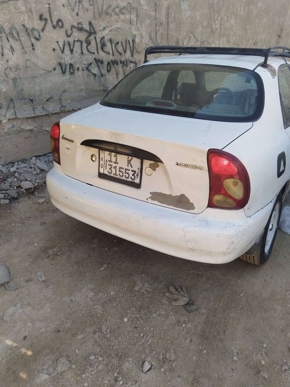 للمراوس بلكنزا
دايو لانوس محرك مفتوح 1600 موديل 2000
تفاصيل السياره
🫕  مكفولة من الصبغ
بيها طخات بسيطةو خياس بالباب الهلفي فقط 
🛞 تخم ويل 14 + تايرات جدد ماركة موهاكو
🪫 باتري جديد 74 امبير
❄️ تبريد ثلج
🔥 تدفئة شغاله.
صدر امامي خلفي منفوض
بطاين بوب. بعدهن بالجيس
4 جام كهربائي
السياره مغلفه داخل  عازل حراري
محرك و كير شرط الفحص بيها كير اوبترا يشك الكاع
4 سماعات و مسجل قابل للتزويد بدمام
كهربائيات كلها شغاله
سنوية باسمي  مكاني بغداد الدورة ***********
