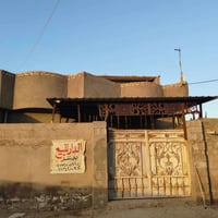 بيت للبيع المساحه500متر البناء 170متر طابقين الطابق الثاني سندويش السا...