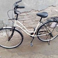 للبيع مبدل ماشه باله اصلي بنزه كبس ✅ حجم ٢٧✅ لون حليبي ✅ بريكات كله شغ...