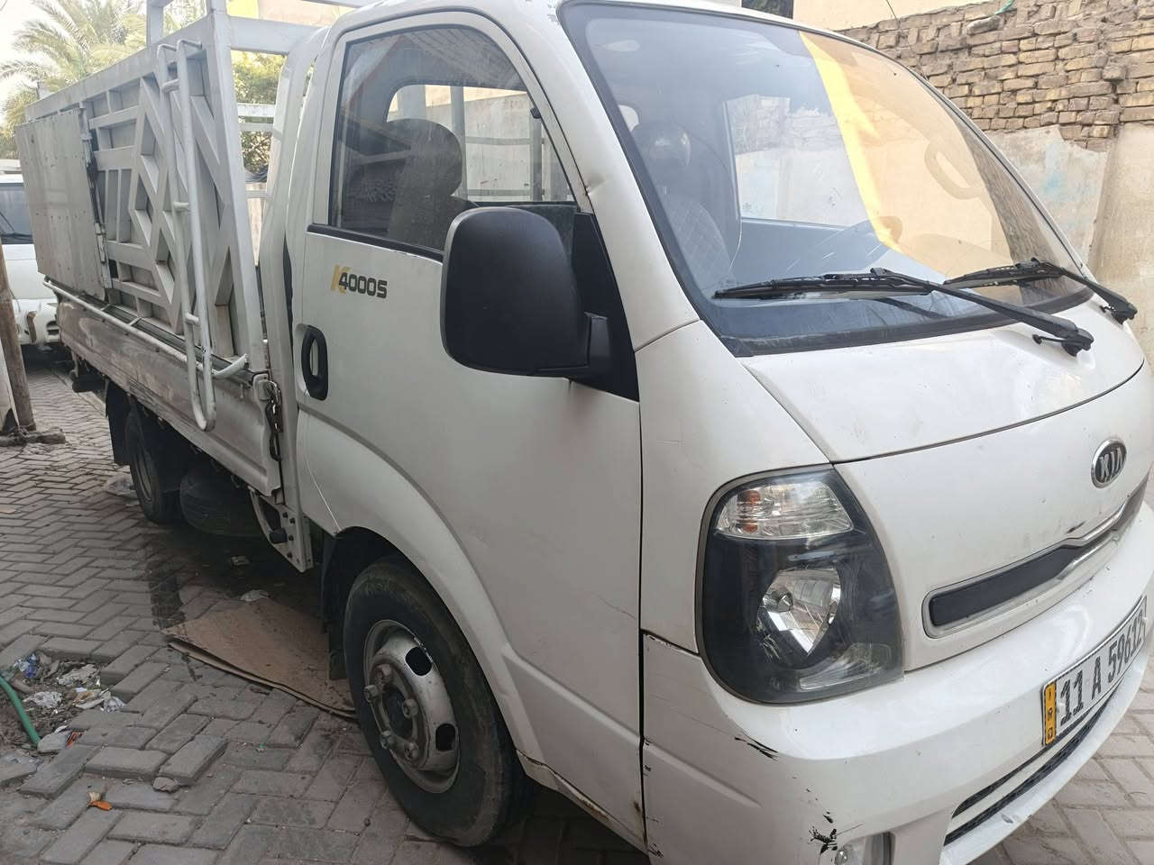 سلام عليكم كياء فحل
موديل 2013 رقم بغداد
سعر 110 مكاني بغداد
رقمي *********** 
سياره مكفولة من كير محرك خياس
تخم تاير جديد
