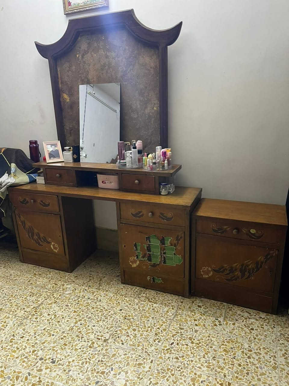 للبيع غرفه نوم صاج درجة أولى نضيفه جدا مكان النجف


**إذا كنت صاحب هذا الإعلان وتريد حذفه لأي سبب، رجاءا أرسل رسالة إلى الدعم الفني**