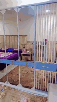 غرفه للبيع أستعمال قليل جدا ماخذيها 3ملاين وربع 9قطع بمليونين وبيها مج...