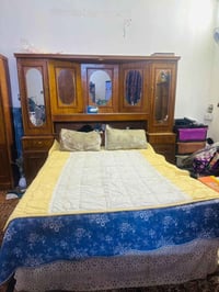 عندي غرفه عراقيه توصاة مستعمله نضيفه خشب توصاه نجاره مو جاهزه السعر ٥٠...