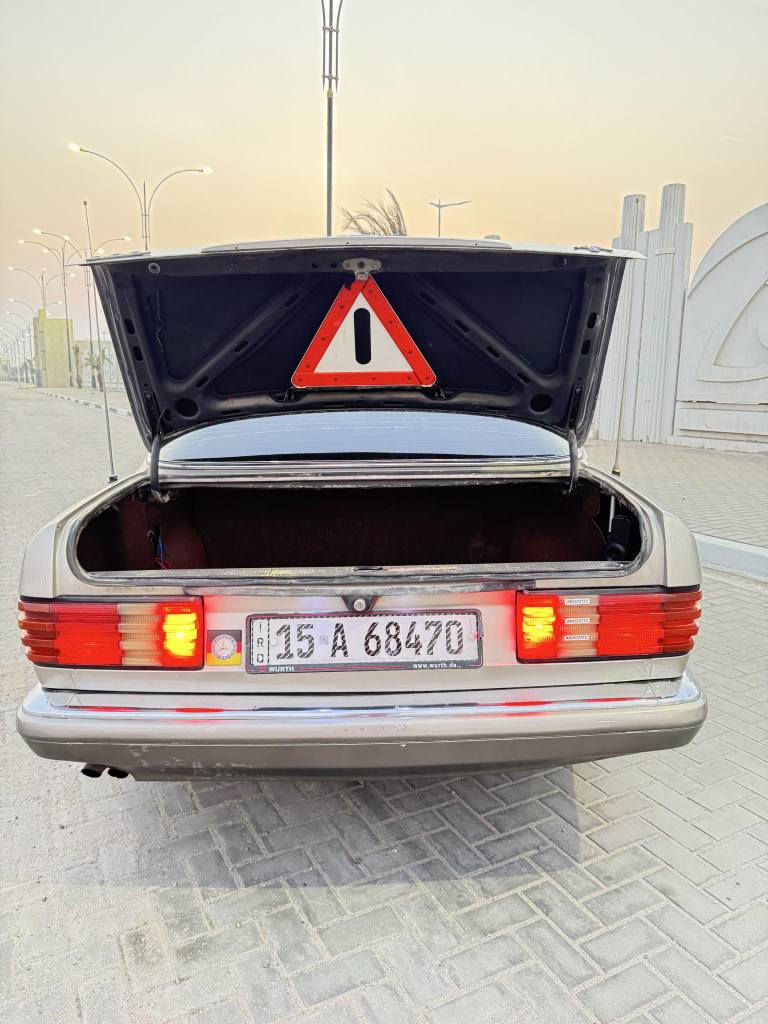 لبيع مارسدس مديل 91 كير مكينه بلاد سياره جاهزه من كلشي شرط ثاني يوم تحويل  شراي تصل *********** البصرة, العراق
