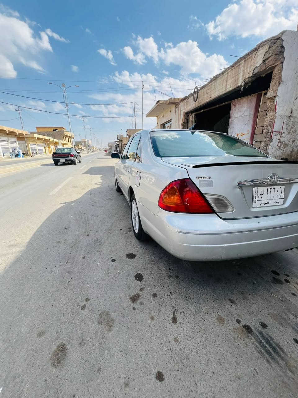 افلون موديل2000
محرك3000/6v شرط لا تنقيص ولا تبخير 
وارد امريكي ضررها امامي مواصل للشاصي  تبديل جاملغات اماميه وكالة نفس 
لون بلادي
كير  خير من الله 
كشن كهرباء
تبريد ثلج ❄️
جام اوتو
تحكم مري
تدفئه
شاشه 
تخم تاير جديد
لايت زنون ثلجي
سياره مال جناي ما بيه مصرف ربع دينار
غرفه جديده نضيفه
رقم بغداد سنويه بأسمي تحويل ثاني يوم
السعر 90وبيها مجال 
العنوان:صلاح الدين -بلد
رقم الهاتف:***********
