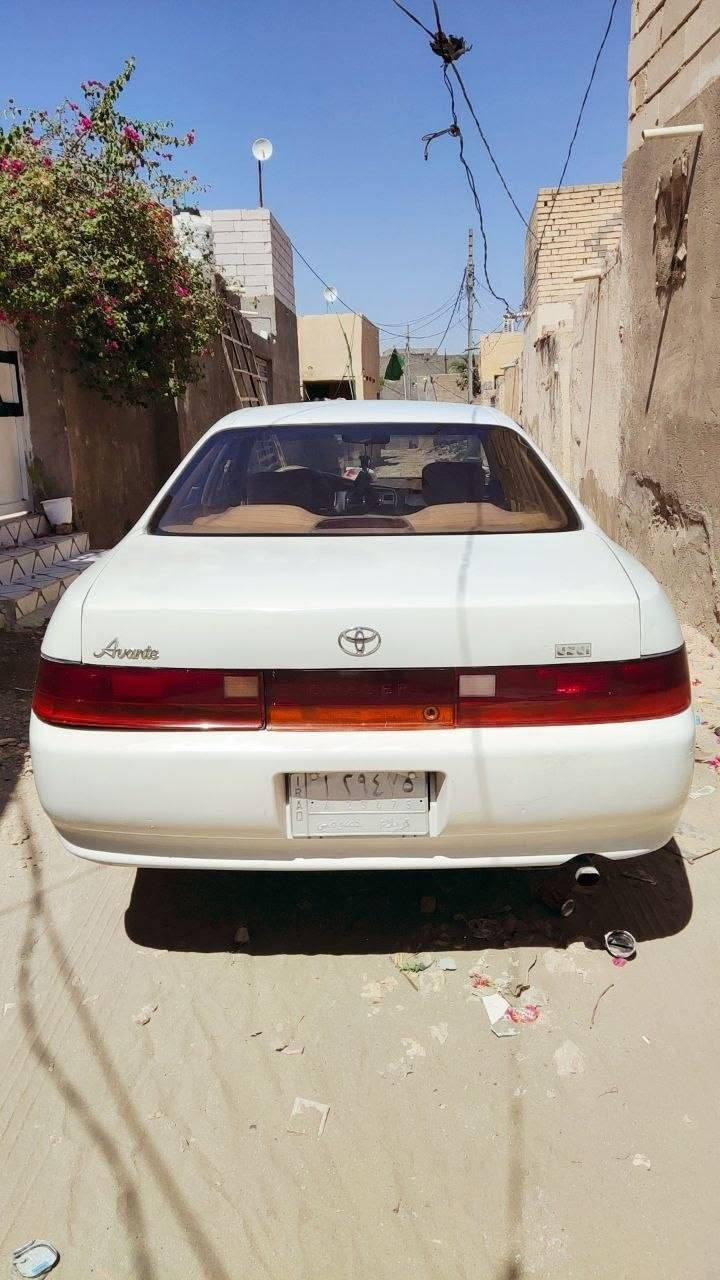 شيزر نفخ للبيع موديل 95 سيارة نضيفه
حدادية جديده تبريد ثلج /كير ومحرك ونجي ناعم مكفولات/ تخم تاير جديد 
كهربائيات وكيجات كلها شغاله شرط سنتر لوك ريمونت شاشة ومضخم صوت  جاهزه السيارة راعيه يريد مداور،السعر 38 وبيه مجال مكاني نجف ***********
