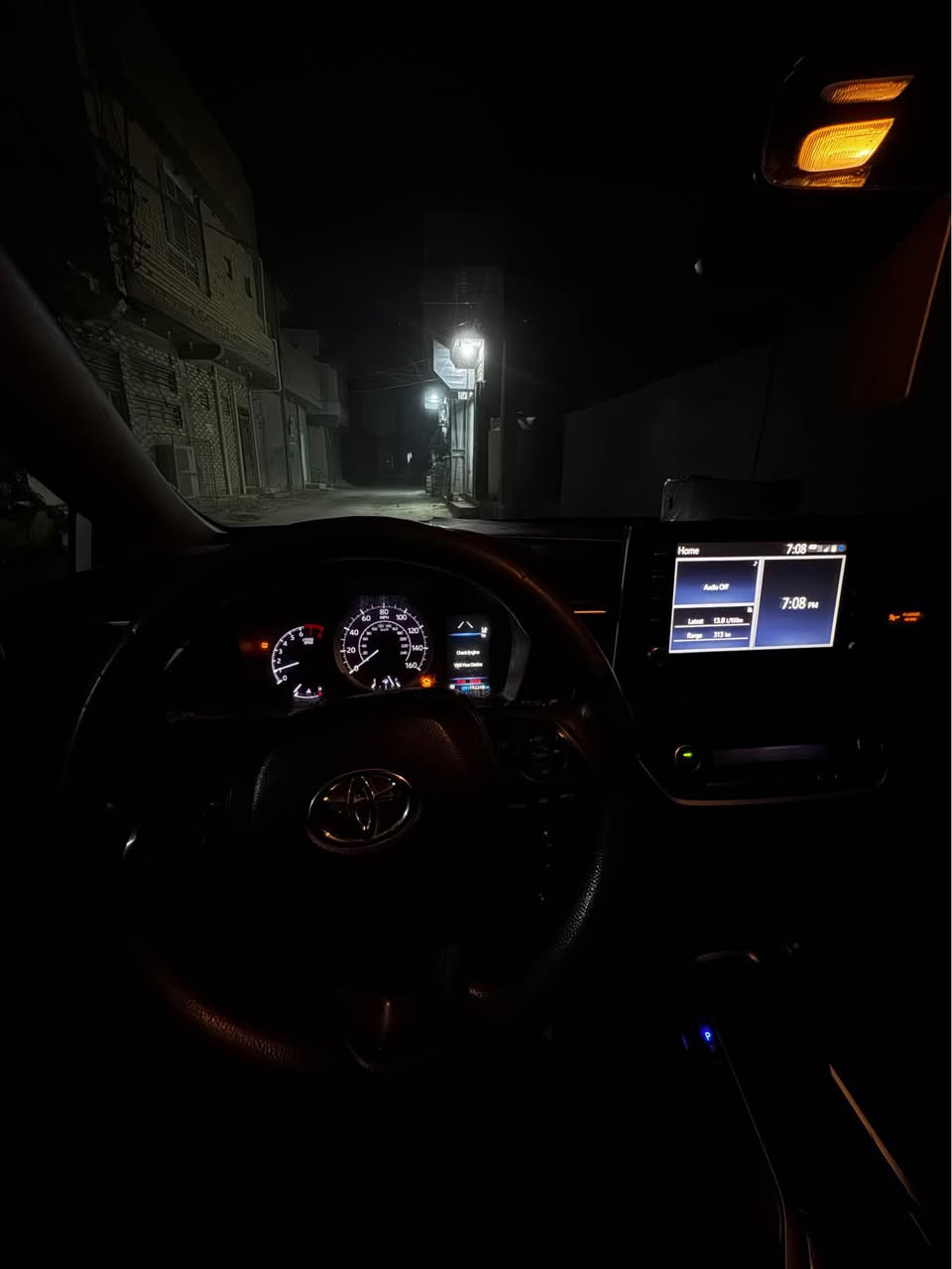 يا الله كورلا 2020 فول ما عدا فتحه السقف والبصمه رادار خلفي جانبي امامي تحذير سرعه مانع اصتدام مانع انزلاق التحذير عند الاقتراب تحذير فتح الابواب والجنطه محرك 2000 دوش ويل جديد اوتو هولد هاند بريك بصمه  شاشه ابل كار بلي اندرويد اوتو تحكمات ستيرن فئة Leممشاة 190 السعر 130 او مراوس  وبيه مجال المكان كربلاء للاستفسار *********** كربلاء, العراق
