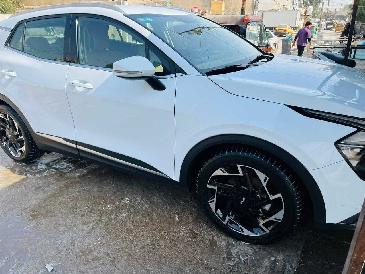 سبورتج 2024 مكفوله كفالة عامه من ضربه وصبغ وبارد وفتح كير ومكينه مكفولات سياره مكفولة من كلشي من تكحيل خدش سياره بأسمنا ماشية 32 الف سبير منازل سياره جديده بمعنى الكلمه فول سونار موجود بيها مواصفات عدا البانوراما السعر 223 المكان بغداد البلديات رقم الهاتف ***********
