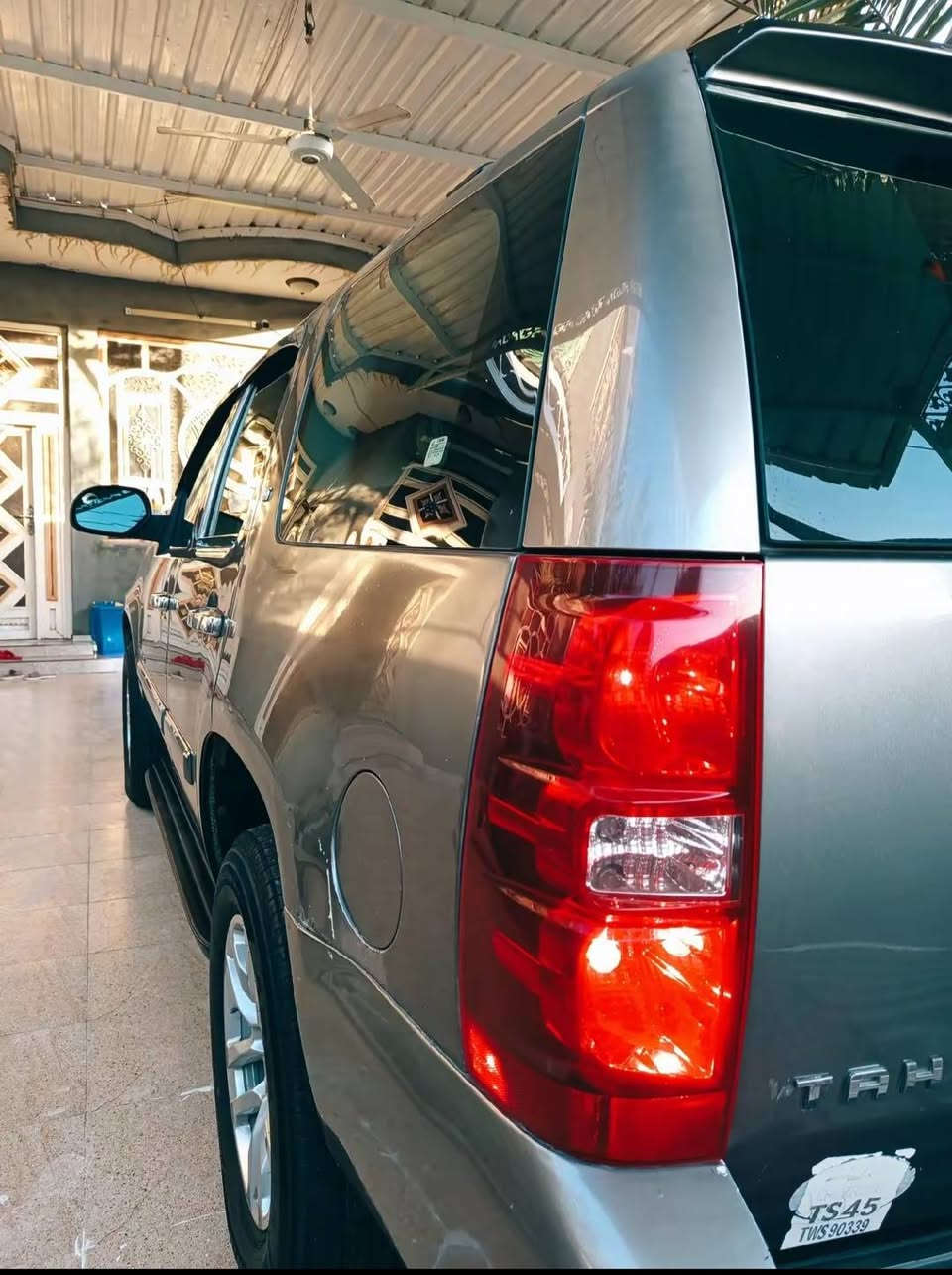 سلام عليكم تاهو للبيع موديل 2008 الون اسود نفطي رقم بغداد انكليزي ب اسمي تخم تاير جديد ويل كاب حجم 18 كما موضح في الصورة تدفئه تبردي شغال شاش اندرويد و كامر خلفيه حساسات خلفيه فئه LTحديديه جديد دواخل اسود كشنات جلد و تخم تاير جديد
📍العنوان: ذي قار قضاء النصر 
التواصل:***********
التواصل: ***********
