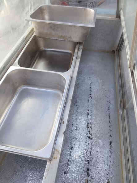 براد شغال كامل للبيع 350وبي مجال مكان نجف شارع المطار ***********
