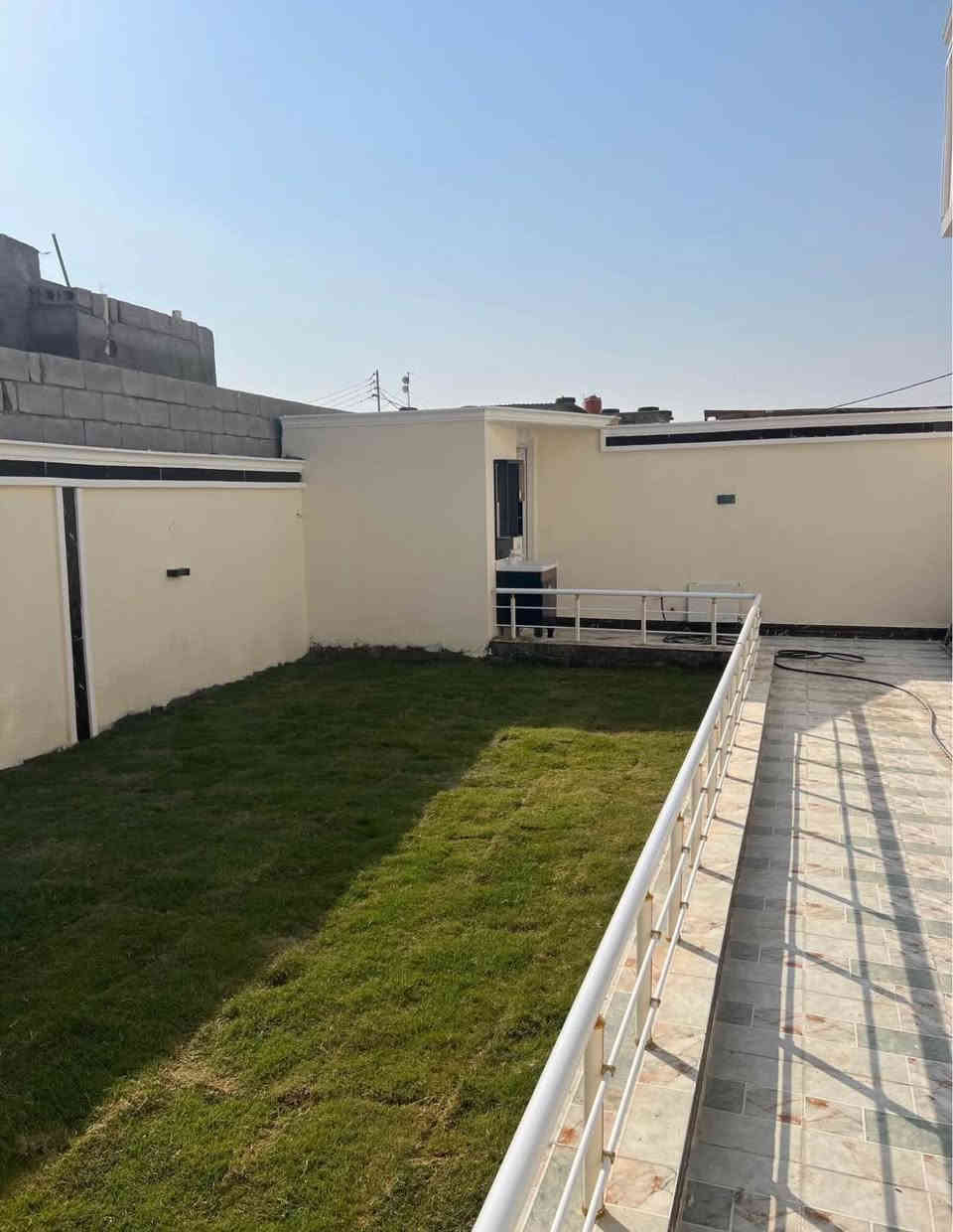 #اسعد_الله_اوقاتكم_بكل_خير⁉️👋🏼

دار سكن للبيع بناء 2025

#المساحه 270 متر 👍 

#جنس_العقار :: طابو ملك صرف زراعي باسم عراقي سند 25 

#العنوان :: البصره أبي الخصيب ابو كوصره ثالث  بيت عن شارع ابو كوصره رئيسي
#يحتوي البيت على ثلاث ٣ غرف منام كبار
و ديوان
و مطبخ و صاله
و مناور عدد 2
و صحيات داخلي وخارجي  و كراج سياره وحديقه 

#البيت جاهز من كلشي تستلم البيت عنده المكاتبه
كامل من مقطوره و كيزر و ماطور
جيب اثاثك و اكعد
و الف عافيه الي ياخذه

جميع الخدمات متوفره ماء كهرباء ومدارس 
#السعر (( 120 مليون  وبي مجال 
#للاستفسار الاتصال على الهاتف 📳📞
📳(***********)📳 اخوكم صادق البصرة, العراق
