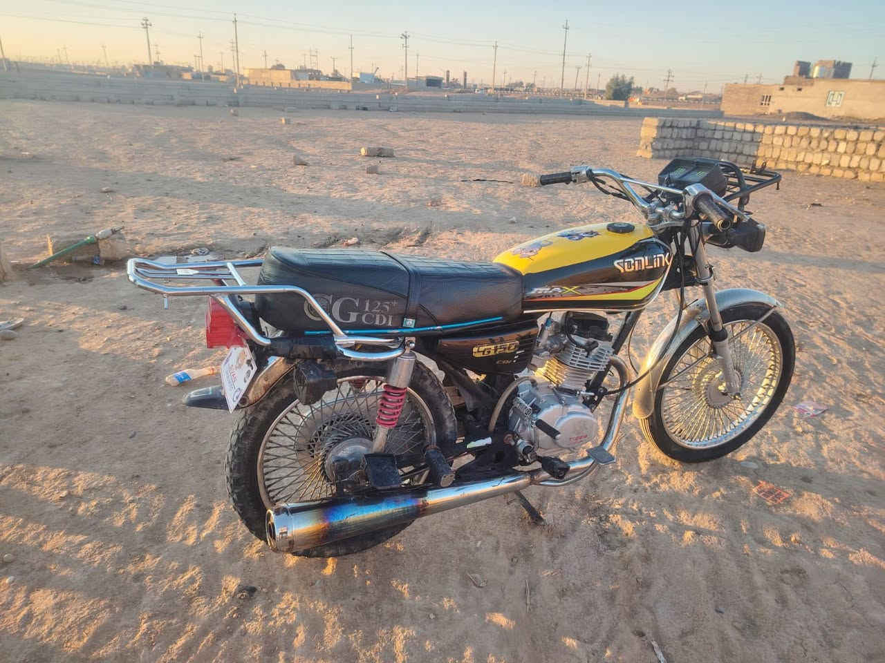 ماطور للبيع تايكر 2020 محرك مفتو نضافه كدام العين كهربايت شقال 350 وبي مجال مكاني كياره ازهليله ***********
