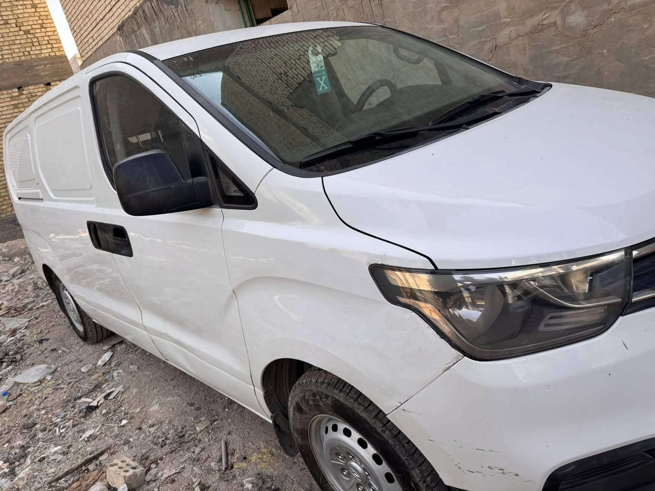 سلام عليكم ستاركس فان2020 كير ومكينه  تبريد خير من الله رقم بغداد سنويه باسمي سيارة كامله صدر جديد كلج جديد تخم تاير مكاني بغداد السعر210وبيها مجال للتوصل***********
