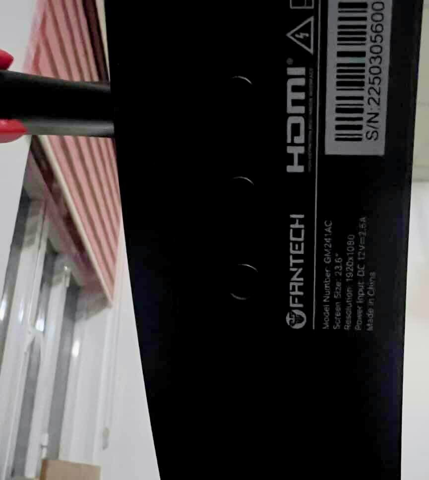 السلام عليكم ورحمة الله وبركاته /
رمضان مبارك على الجميع/

شاشة الألعاب Fantech Chimera GM241AC اخو الجديدة + سماعات شركة hp

(مستخدمة اسبوعين فقط)

مزاد مزاد مزاد......... يم اعلى سعر بالتعليقات 

مواصفاتها بالصور //// المزاد يبدي ب١٠٠ الف


**إذا كنت صاحب هذا الإعلان وتريد حذفه لأي سبب، رجاءا أرسل رسالة إلى الدعم الفني**