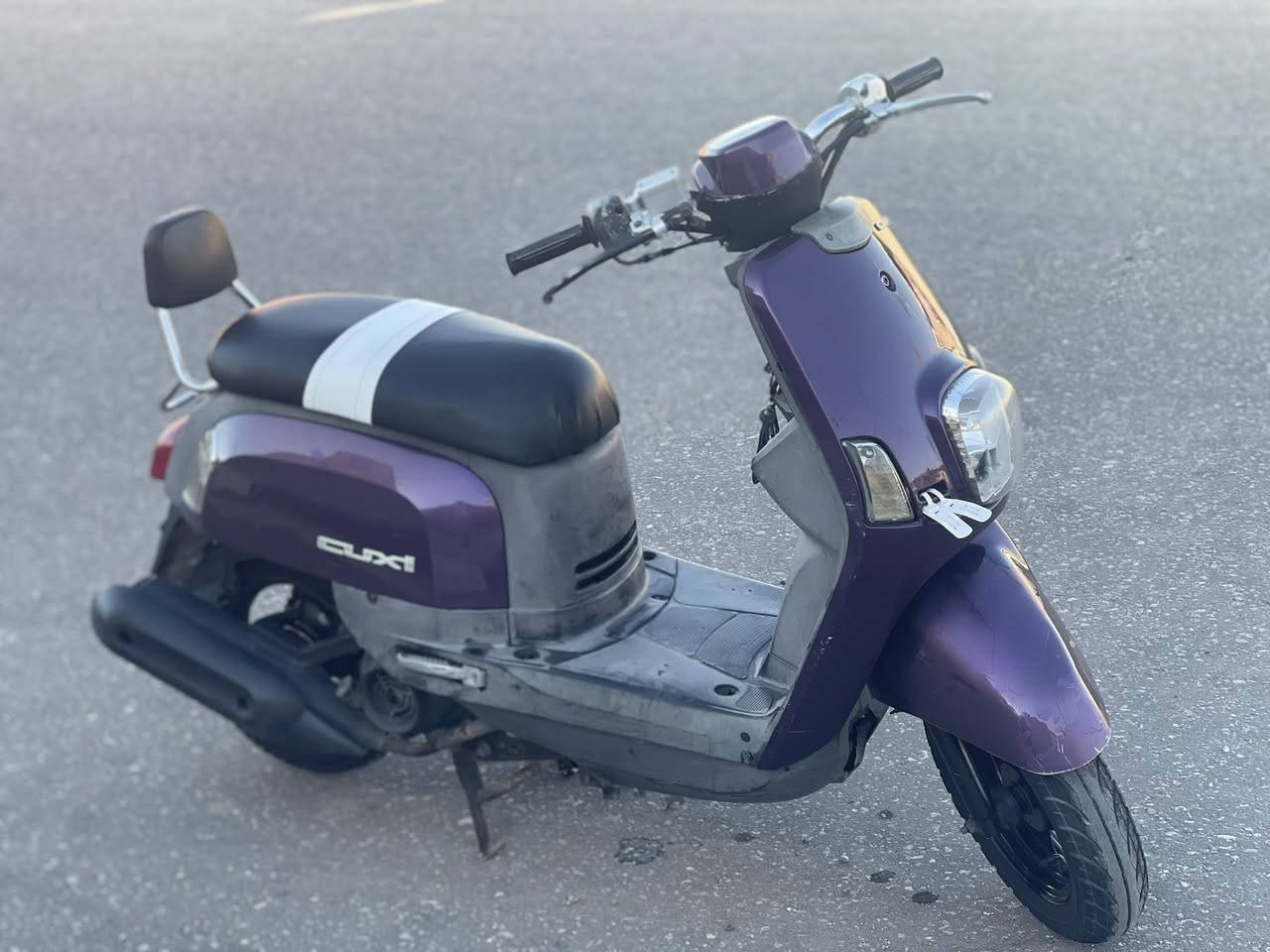 سلام عليكم , دراجه بوليس للبيع موديل 2008
كابريتا مكفوله من التاير لتاير مكينه ناعمه وخرسه وخير من الله برغي واحد مامفتوح 
الرقم : ‭***********‬
المكان : كربلاء محطه سما كربلاء
السعر 950 مع المجال
