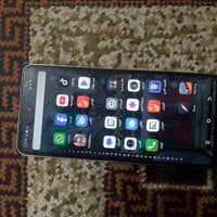 تكنو • نضيف • شاشة مكسورة