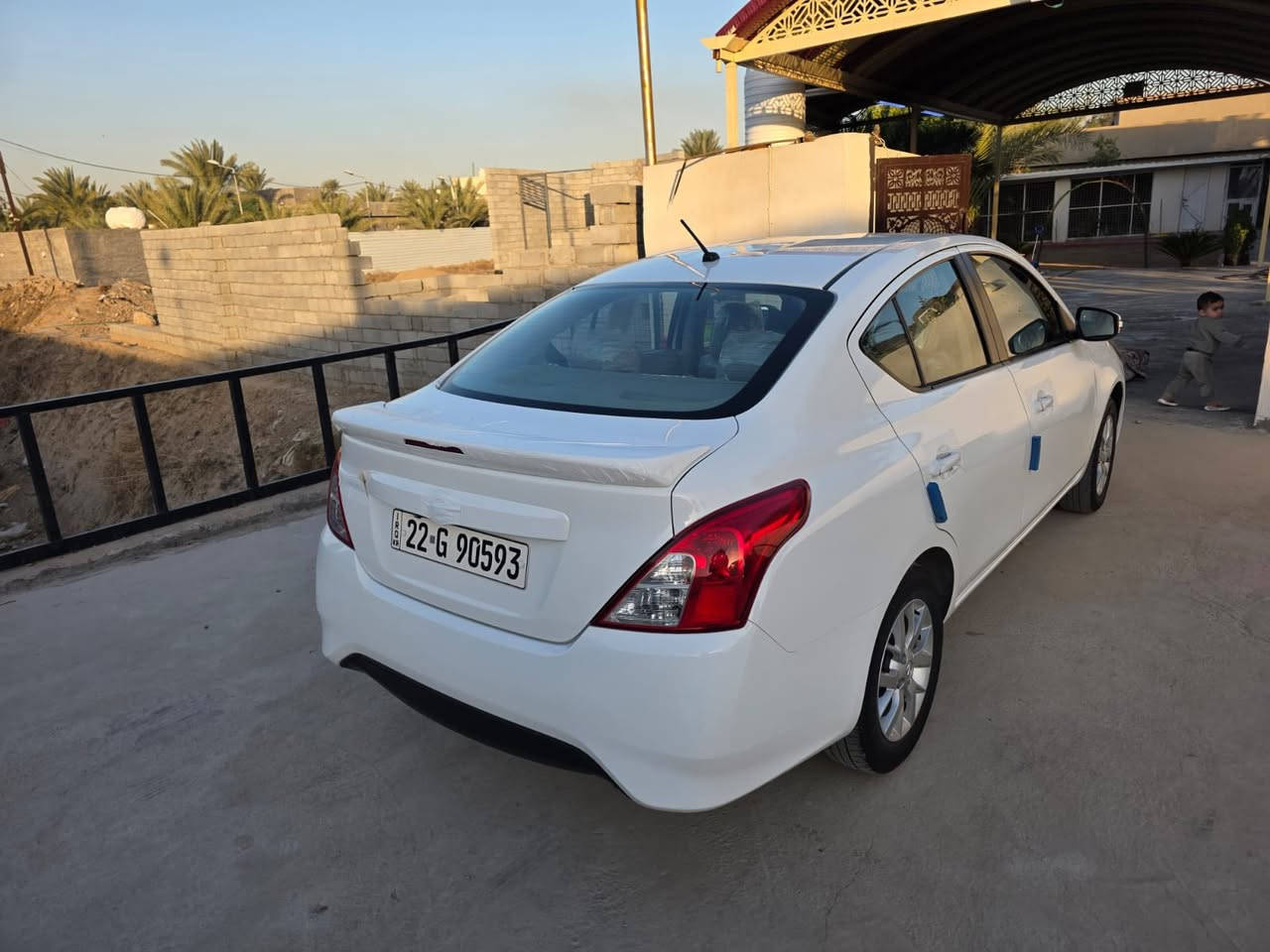 السلام عليكم سني مصري 
فول مواصفات 
ماشيه 17 الف 
كفاله عامه من كلشي 
بغداد الغزاليه 
***********
