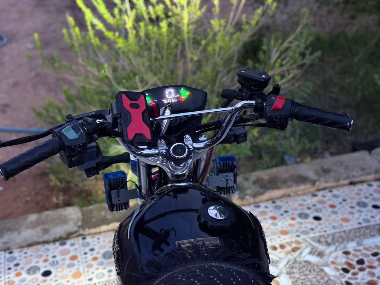 سلام عليكم نامي برو محسن موديل 2025 محرك 200cc اوراق كامل اي عيب مابي كهربائيات كله كامل مكان خانقين سبعه نيسان  
اي استفسار اتصل عالرقم
***********
