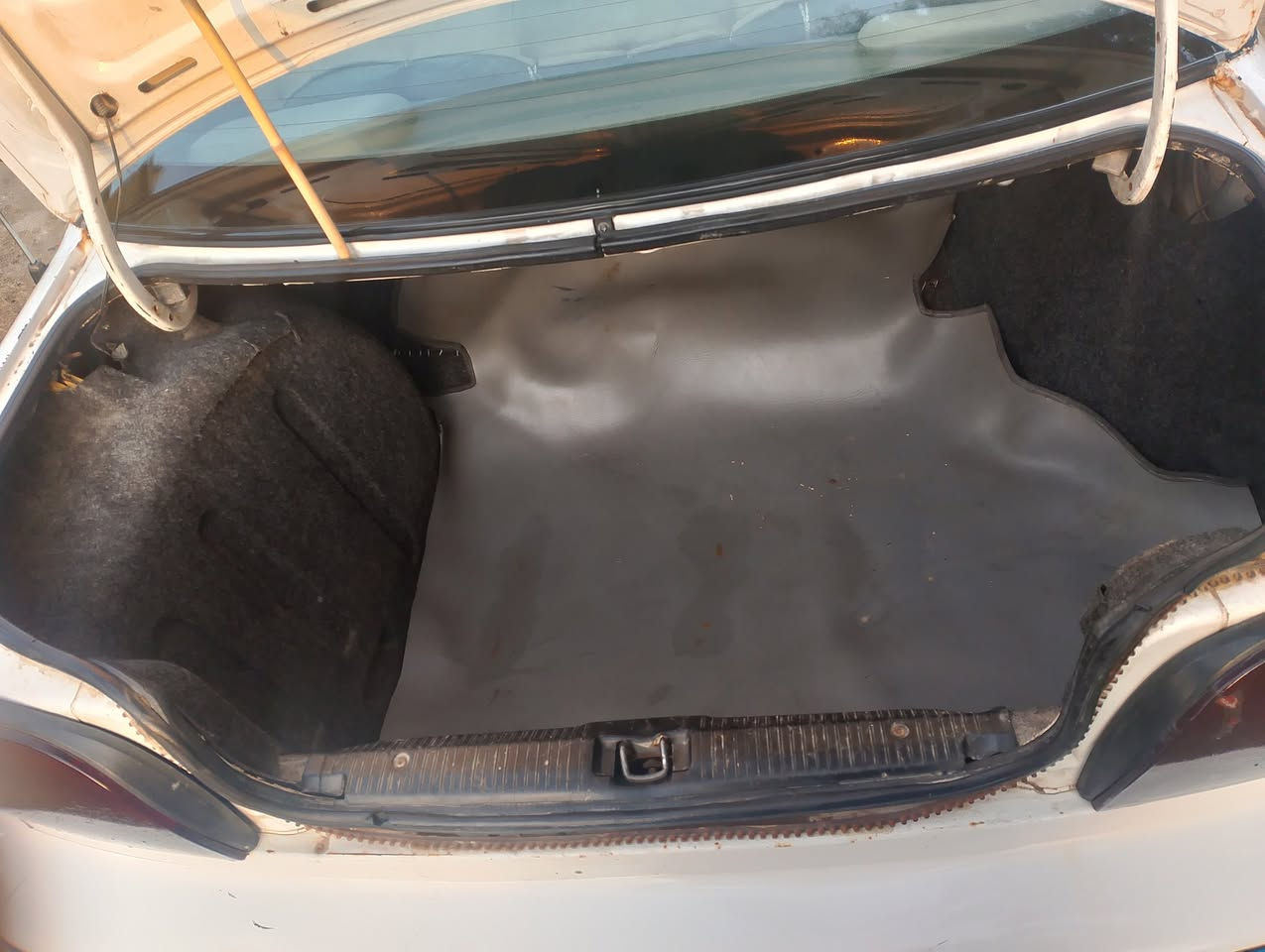 فراشة برنس للبيع 96بغدادالسعر40وبيهةمجال تبريد نقص كمبريسر مكان السيارة بغداد الرضوانية ***********
