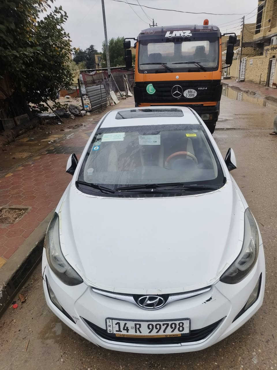 السلام عليكم
النترا 2015 خليجي  فول مواصفات محرك 1800 دوش مكفوله  عداضربه بخشم الجاملغ مثل ما موضح بالصورة  والهلال الخلفي  المواصفات فتحه سقف تبريد قطعتين اشاره بل مري وشفط ويل كب عدد 5 حجم 16  لايت لد عدسه شاشه كبيره كامره دواره داخل صاج  ورقم انكليزي لسنة 2028
السياره جديده جداً وجاهزه كير محرك تبريد حداديه تخم تاير شرط الفحص 
السعر 123 للاستفسار   ***********
 مكاني ناصريه مركز
