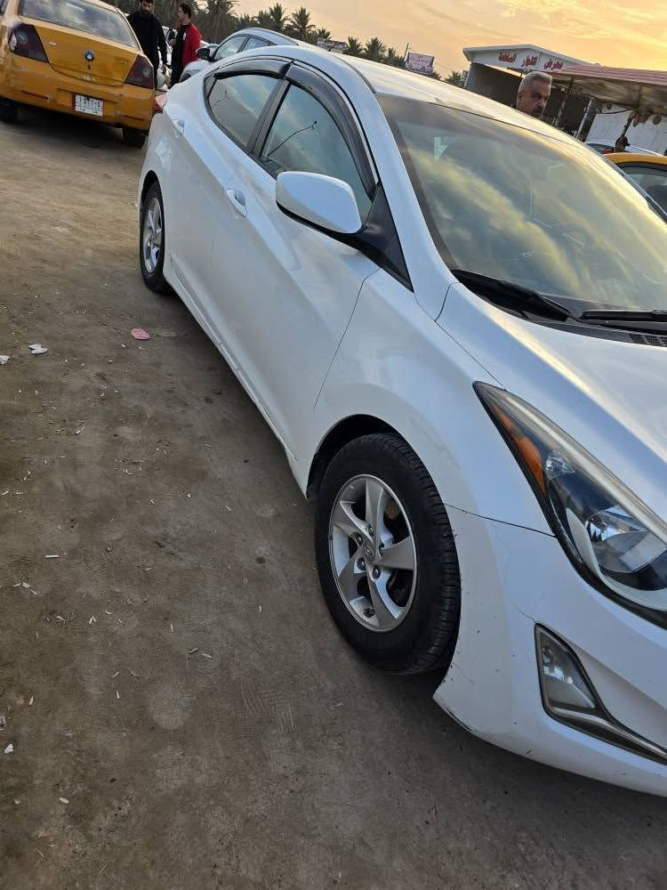 السلام عليكم
النترا وارد امريكي موديل 2014
حادثه جاملغ وباب جهة السايق
مكينه كير خير من الله مكينة 1800 دوش
ايرباكات سليمه
سعر 118$ وبيه مجال
*********** الفلوجة, الأنبار
