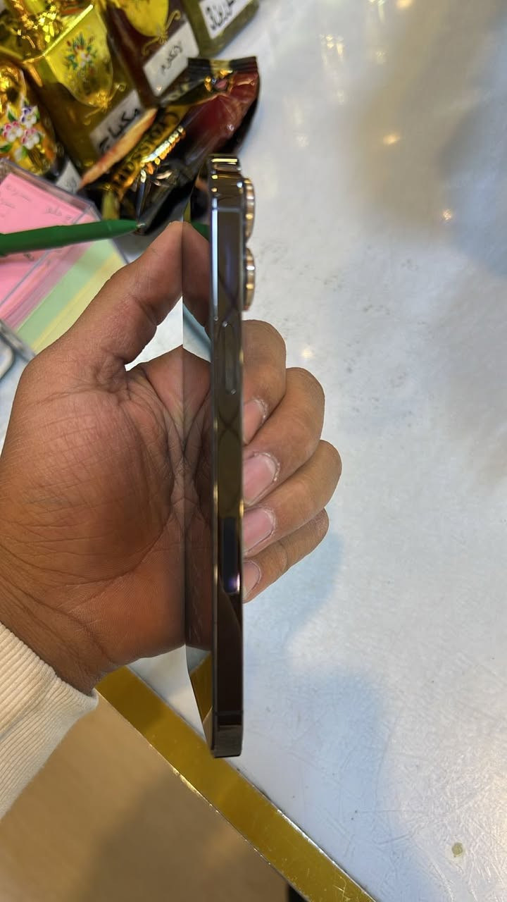 ايفون للبيع 13بروً ماكس امريكي
نضافه جيد جدا استخدام قليل ضمان سنه 
صيانه استخدام شهر بس جديد بطاريته 95

***********
