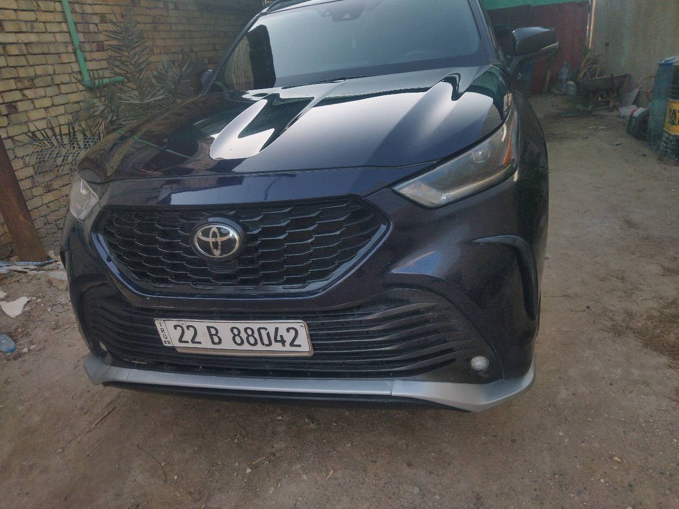 تويوتا هايلاندر VIP  XSE-AWD  موديل 2021  
محرك 6 سلندر بانزين 3500
كشنات تدفئة 
ستيرن تدفئة اوتو 
رادار تصادم ومسار 
تحديد سرعة مع الرادار قيادة 
نقاط عمياء بالمرايا 
فتحة سقف 
تحكم جهتين ستيرن 
صندوق كهرباء 
ليد اوتو  معروف ب xse 
التحكم بالأوضاع جنل ثلاثه طكات( طبيعي للطرق  ،رمال وحصى، ثلج )
انضمة قيادة ايكو ونورمال وسبورت
اوتو هولد 
سايد بريك بصمة 
تخم تاير بلادي جديد 
شحن وايرلس 
دبل كزوز رياضي يجي ب xse

حادثه جاملغ ودعاميه وصار بيه حادث بل عراق نص الجاملغ الخلفي وتبدل الباب وصبغ نص الباب مال مال صدر 

مكان السياره البصره 

الاستفسار *********** 
سعره 300