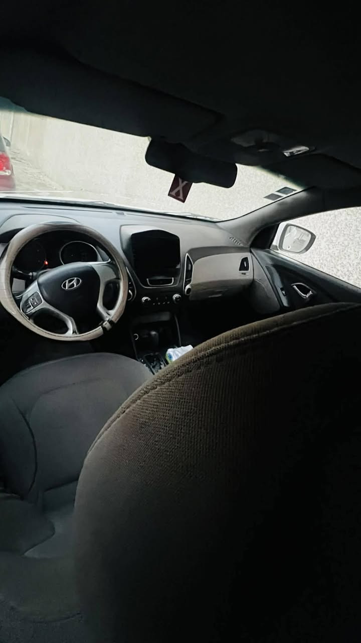 رمضان كريم سياره توسان موديل 2013 رقم بغداد محرك 2000دووش
السعر ١٣٨ بيه مجال حك الجي***********
