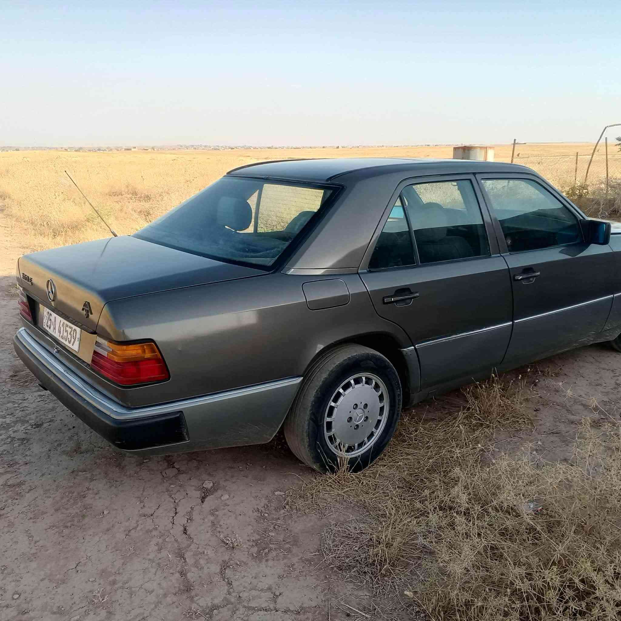 اعادة نشر بسبب الوعود غير صادقه
مارسدس دب موديل 1988 محرك كير بطه  vvt 2500 بشرط تبريد ثلج سيارة بدون حادث بدون معجون صبغ جماليه فقط بدون خيسان جديده ربع ماتصرف عليها صاحبها الشرعي بگيارة تحويل ثاني يوم السعر 55 بيها مجال قليل اتصل وتدلل ***********
