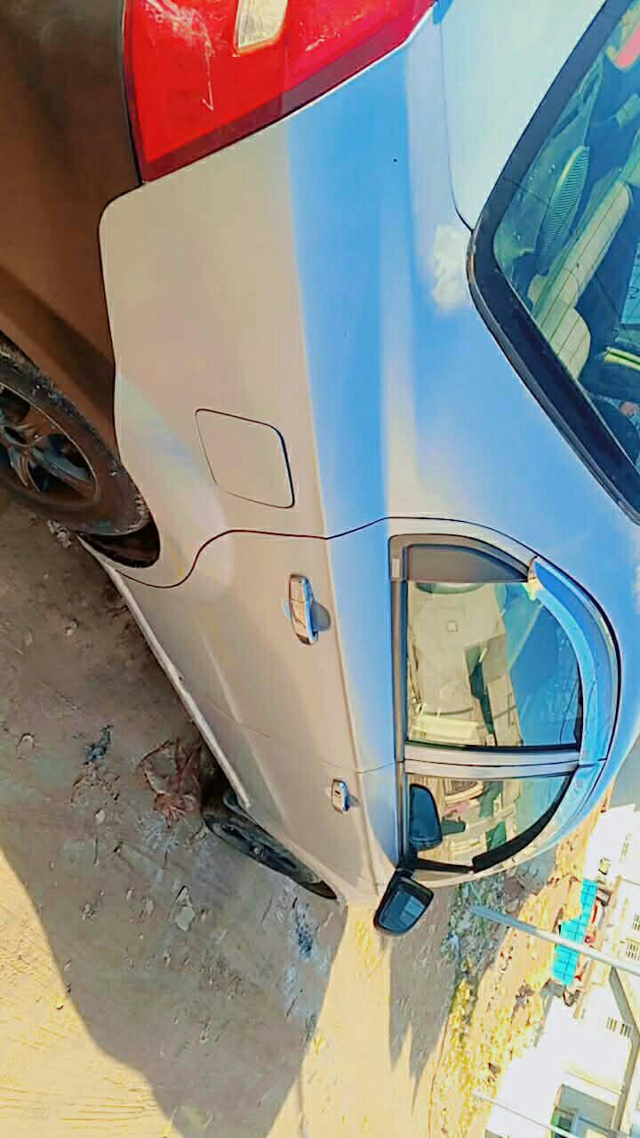 السلام عليكم 
للبيع سيارة أفيو 2008 بيها ضرر السقف مال التحرير والباقي قدام العين 
كير عادي 
صاحبها هوا الشرعي 
السعر 50 ورقة وبيها مجال
العنوان 
حي التنك 
للأستفسار أكثر خاص


**إذا كنت صاحب هذا الإعلان وتريد حذفه لأي سبب، رجاءا أرسل رسالة إلى الدعم الفني**