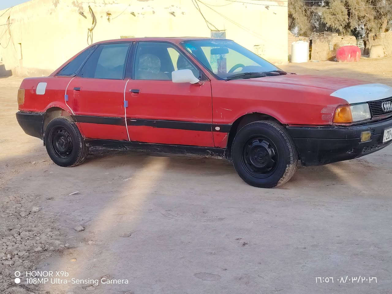 أودي للبيع موديل 91 عضم كير تماتيك ميكانيكي
رقم نكليزي بسمي مشروع وطني سنويه ل 2030 
 كير محرك شرط تايرات جدد
سياره جاهزه ما ناقصه؛ شي  سعر 28
تصال ***********
مكاني السماوه قضاء الخضر
