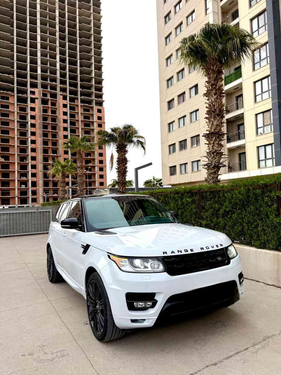 Range rover sport 2016 

V6 super charge banzen
***********
مواسەفات( پانۆراما-بەسمە-سوکان ڤۆلیۆم+هیتەر+کارەبای-ئاوێنە کارەبایو شەفت-تەبرید لەمس-کوشن+ساردو گەرم کارەبای خەزن-پێشو پشت حەساس-گێر ماوس-سیستەمی چوپ-٥ مۆدی لێخورین-هتد…….

:-چوار پارچەی بۆیاخە بێسارد بێشوخت بێ دەعم تەنها بۆجوانی
نرخ(160) مجال 
TB: سەیارەکە ساخە بێرەقەمی دوبەی بەشەرت
*********** أربيل, العراق
