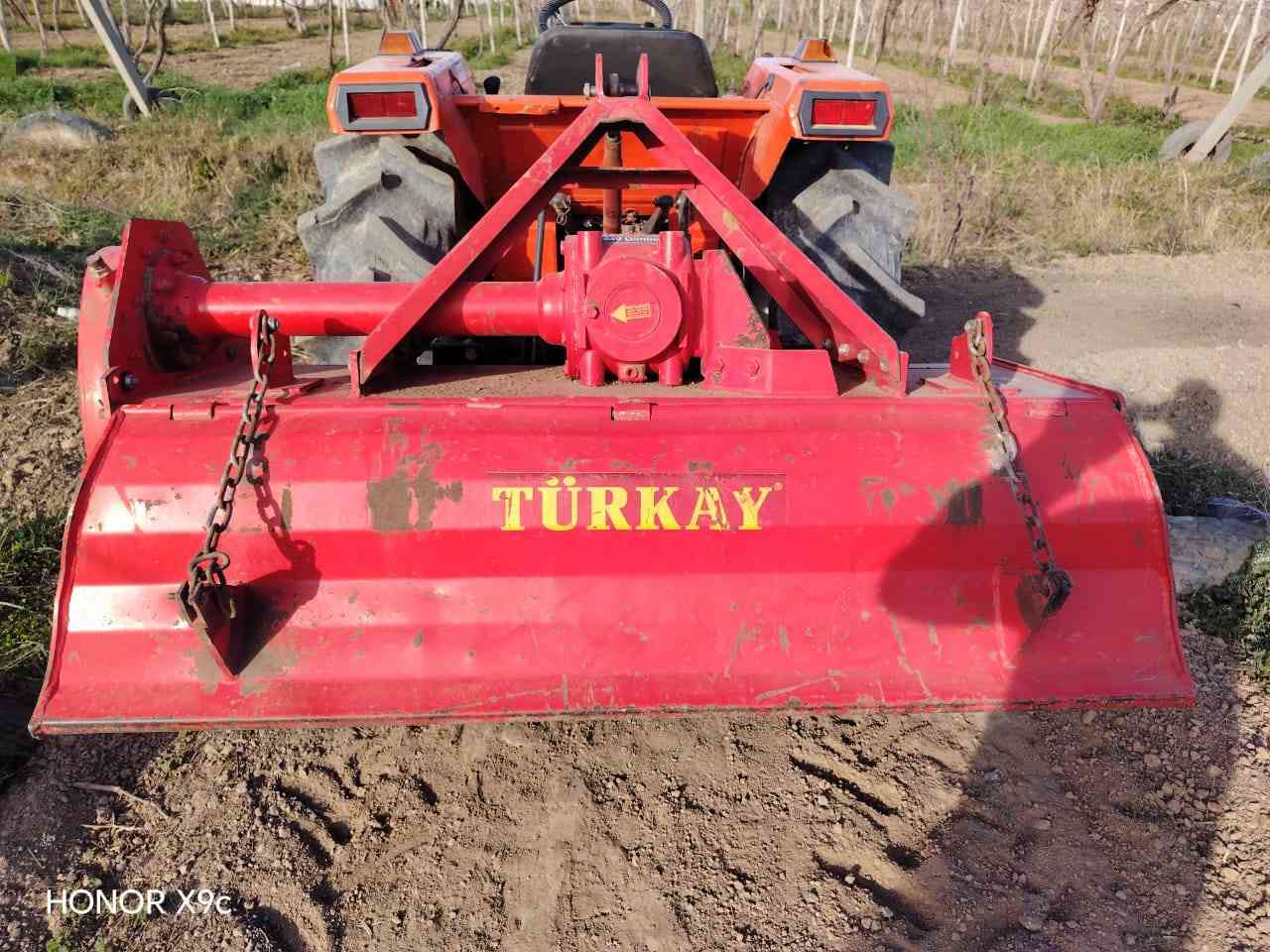 السلام عليكم
رفاسة تركيا جديدة مشتغله شيء قليل عرضها متر ونص
سعرها مليون  ونص  وبيها مجال للشراي 
***********
