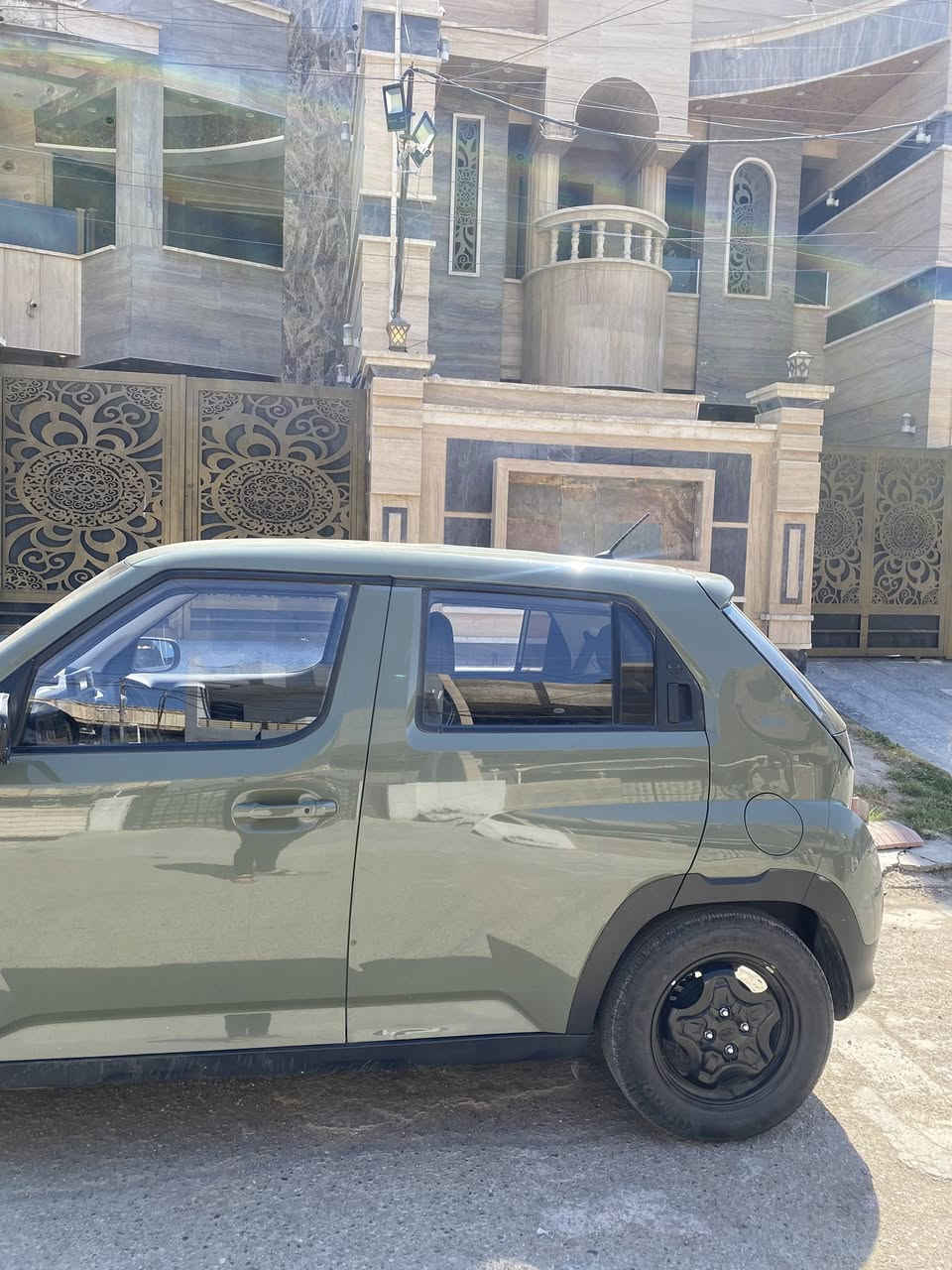 .
السلام عليكم 

سياره هوندائ كاسبر موديل ٢٠٢٣ سياره وارد كوري 

رقم بغداد 

السياره فول بصمه كير اوتماتيك محرك وكير بشرط ماشية ٣٣ الف 

داخل جلد السيارة فول بيها مكانات صبغ 

السعر 95ورقة عنواني بغداد

للاستفسار الاتصال على ***********
