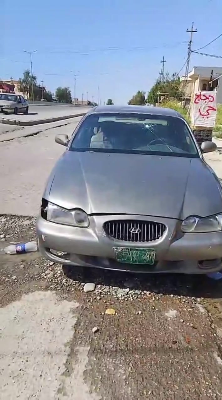 سوناتا موديل 2000
سعرها 25 وبيها مجال 
***********
***********
