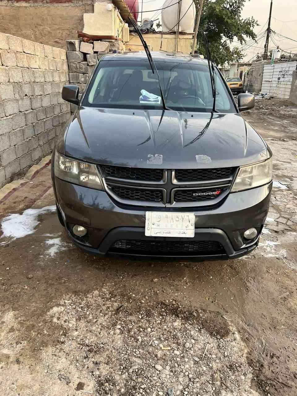 السلام عليكم
دوج جورني  موديل 2015
فئة GT (فول مواصفات) 
مكينه 6 سلندر 3600 
سبعه راكب - ثلاث قطع تبريد - بصمة تشغيل + ابواب - كشنات جلد - حساسات -كامره خلفيه - شاشه كبيره - فتحت سقف تفتح جهتين- مخابئ سريه عدد2 وباقي المواصفات المعروفه  
السعر140$ وبي مجال..او مراوس ب جارجر 
المكان بغداد-جكوك -شارع قمر بني هاشم
للئستفسار اكثر يتفضل خاص او👇
***********     متوفر واتساب فقط
