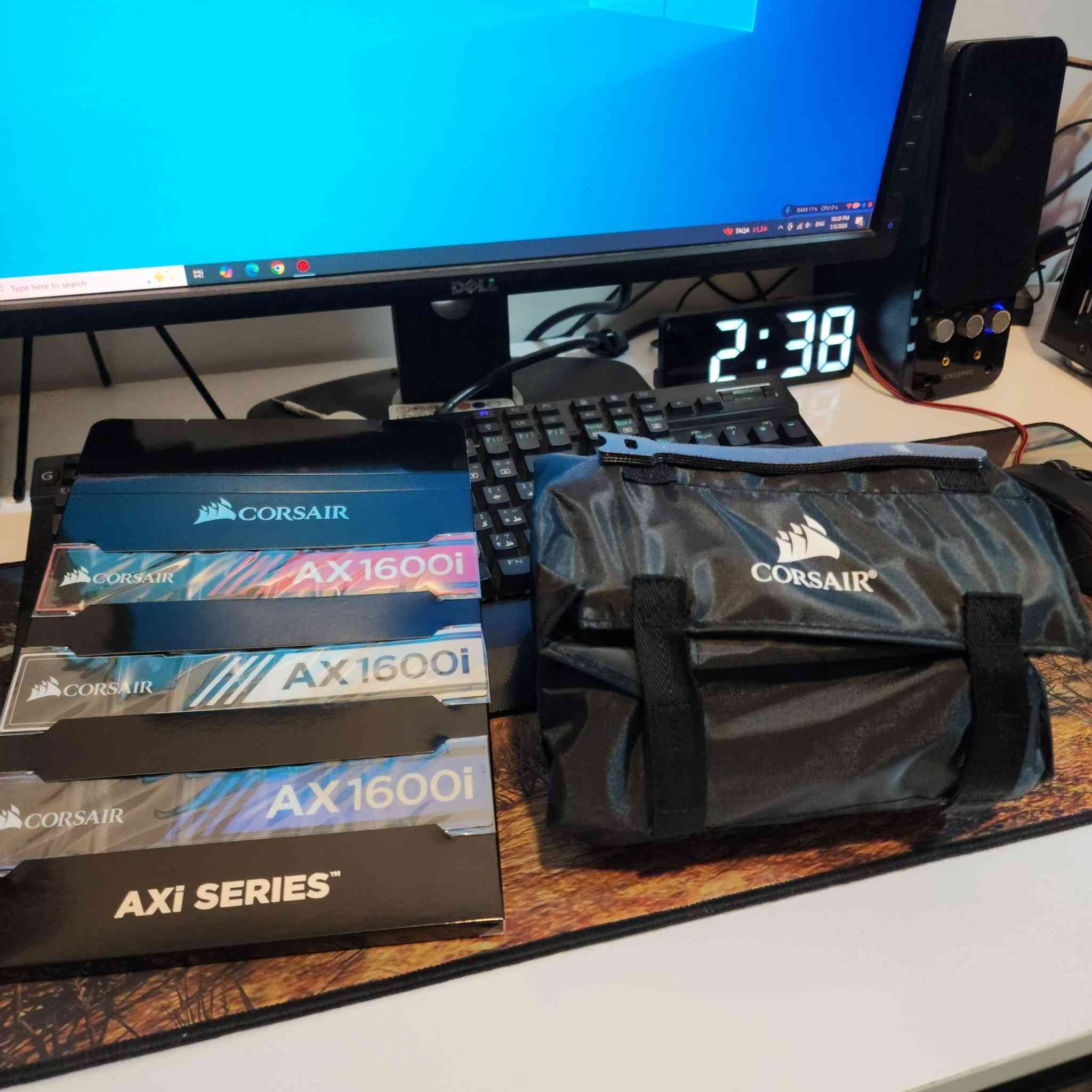 السلام عليكم بور سبلاي كورسير قطعة نادرة جديد غير مستخدم مفحوص فقط
CORSAIR AX1600i Digital 1600W 80+ 
Titanium - Full Modula
السعر ٣٠٠ ألف متوفر توصيل


**إذا كنت صاحب هذا الإعلان وتريد حذفه لأي سبب، رجاءا أرسل رسالة إلى الدعم الفني**