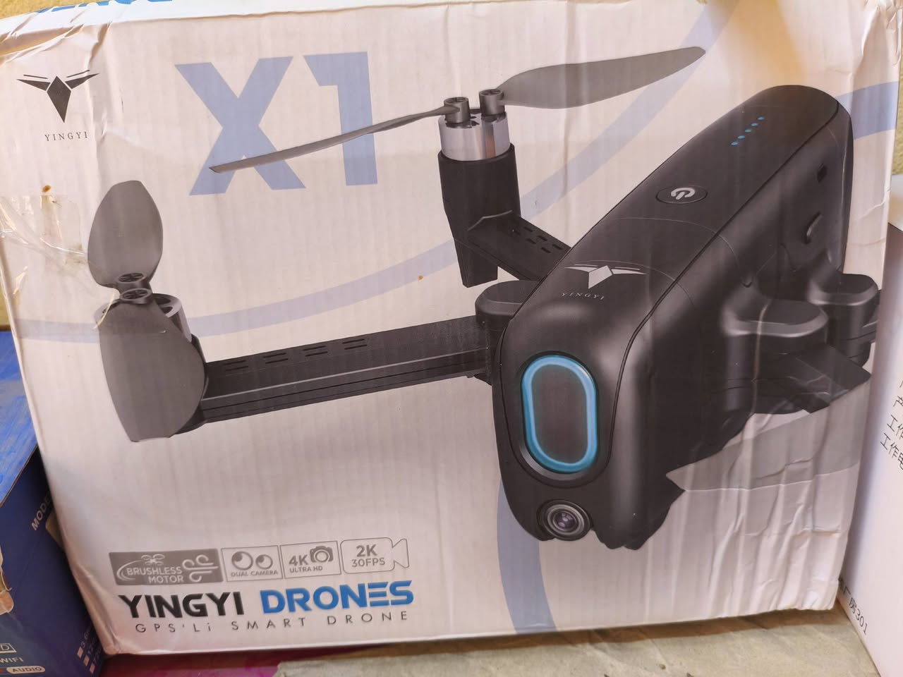 درون احترافيه مواصفات راقيه كامرة دوارة وأيضاً ثلاث كامرات وياها بطاريه احتياط مسافه 5000 متر 4g مواصفات عالميه


**إذا كنت صاحب هذا الإعلان وتريد حذفه لأي سبب، رجاءا أرسل رسالة إلى الدعم الفني**