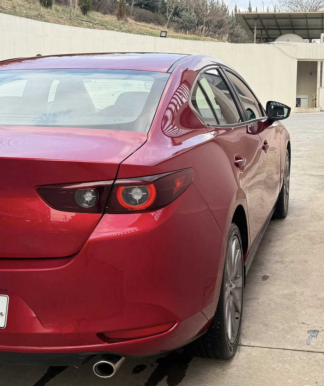 مازدا 3 موديل 2023

محرك 2.5 بدون تيربو ودبل أكسل
رادار 360° + بريك بصمة
أوتو ستوب
كشن جلد
نظام خط الطريق (تحذير/مساعدة المسار)
ويل سبورت
ناقل حركة (عادي أوتوماتيك + سبورت)
ماشية 28 ألف ميل

السعر: اطلبه في التعليقات ويصلك الرد مباشرة 🤖

الملاحظة: فقط الباب الخلفي مع الرفرف مربوطين
السيارة أمام وخلف كبس
رقم الشاصي:
3MZBPABM8PM381448

رقم المالك:
0770 143 52 40
