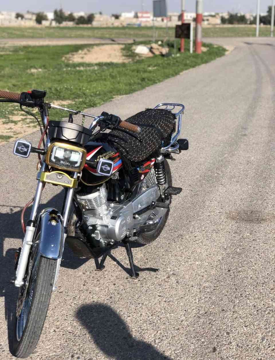 السلام عليكم دراجه للبيع موديل 2026 اربعه كير دراجه جديده مابيهاا اي نقص محرك 125Cc  صار 3 اشهرر من مطلعهاا ماشيه 3000 دراجه نضيفه محركه جديد سبانه مطاخه الدراجه خيرر من الله تجي واتشوف بعينك شلعه ومعدل فولل سعر 800 وبيهاا مجال مكان خانقين ملك شاه للستفسار راسل خاص اوو اتصل ع الرقم ‭0775 798 7677‬
