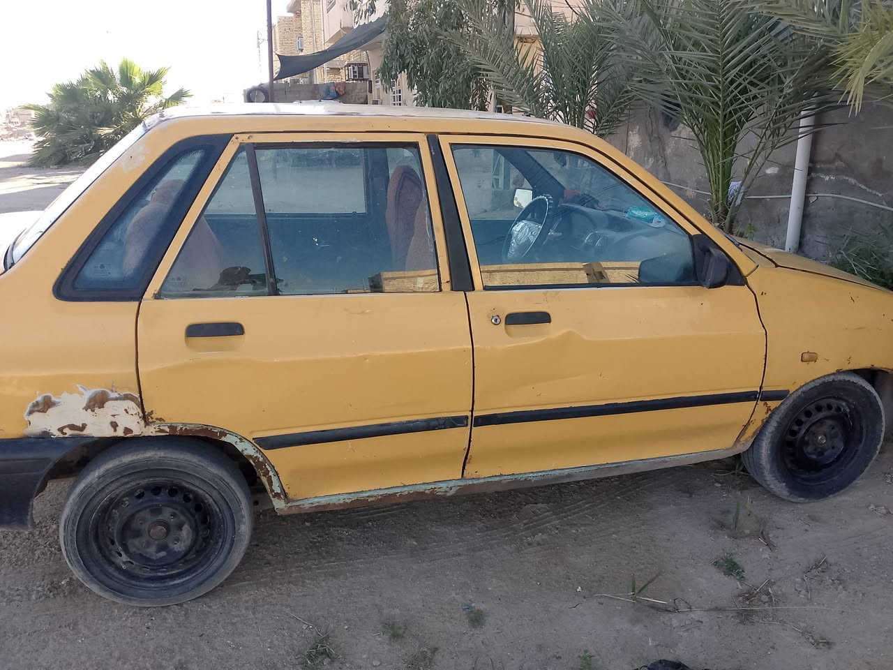 سايبه موديل 2012
كير مكينه زينات حداديه نص عمر الداخل نضيف كهربائيهات كلها شغاله مكاني كربلاء الاسكان العسكري السعر مليون قفل 
رقم راعيها موجود عندي رقم احمر اترياك وين ماجان
***********
