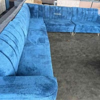 ديوان عشر مقاعد  سبعة امتار اله ربع شرط الفحص قاعدة جوانب بلوك اسود ال...