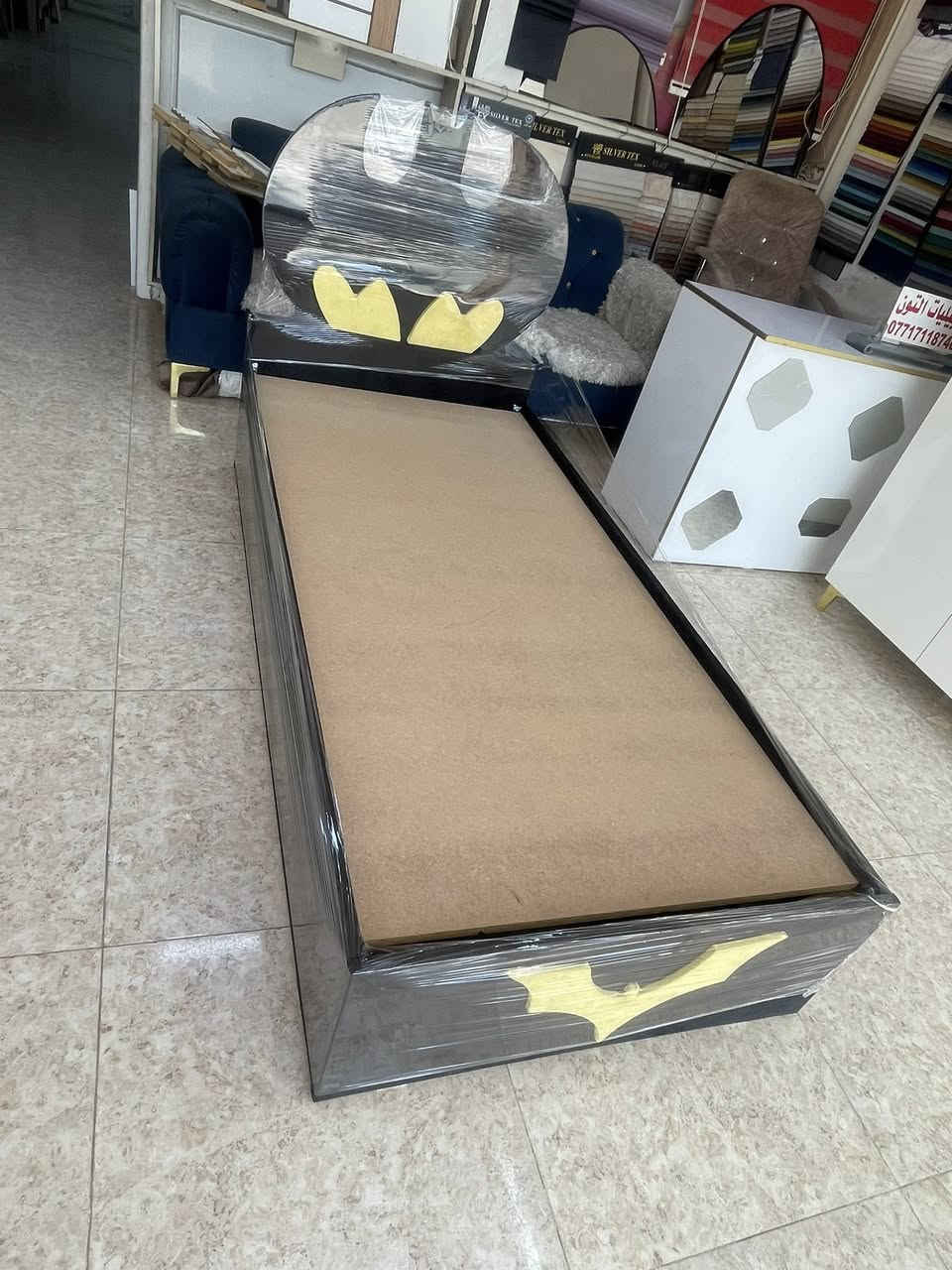 موبيليات التون 
موبيليات التون  غرف نوم شبابي وديكورات مميزة  غرف نوم اطفال غرف نوم عرسان  يتوفر جميع الالون حسب طلب الزبون  والموديلات واجعل اثاث منزلك مع مطابخ  للاستفسار الاتصال ع رقم ***********او واتس  كركوك حي واسطي مجاور مول حاجي زياد اومقابيل صالون هيلين❤️موبيليات التون
