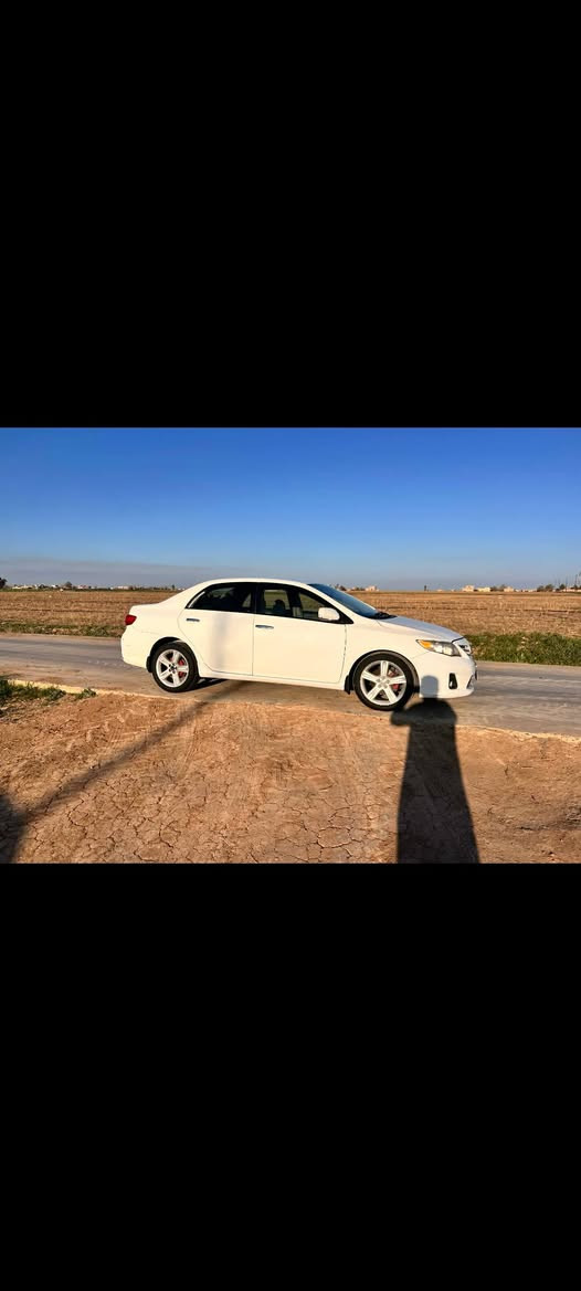 السلام عليكم ورحمة الله وبركاته كامري موديل الفين 2012 بنيد وجملق سيارة مال جناي تايرات جديد لوك تبريد ثلج صدر جديد ما بيه نقص رقم سليمانيه العنوان حويجه *********** اكر, نينوى
