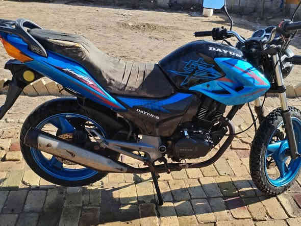 السلامو عليكم دراجه دايوان للبيع 2017اوراق اصوليه بس محركهى يبخر الستفسار ***********
